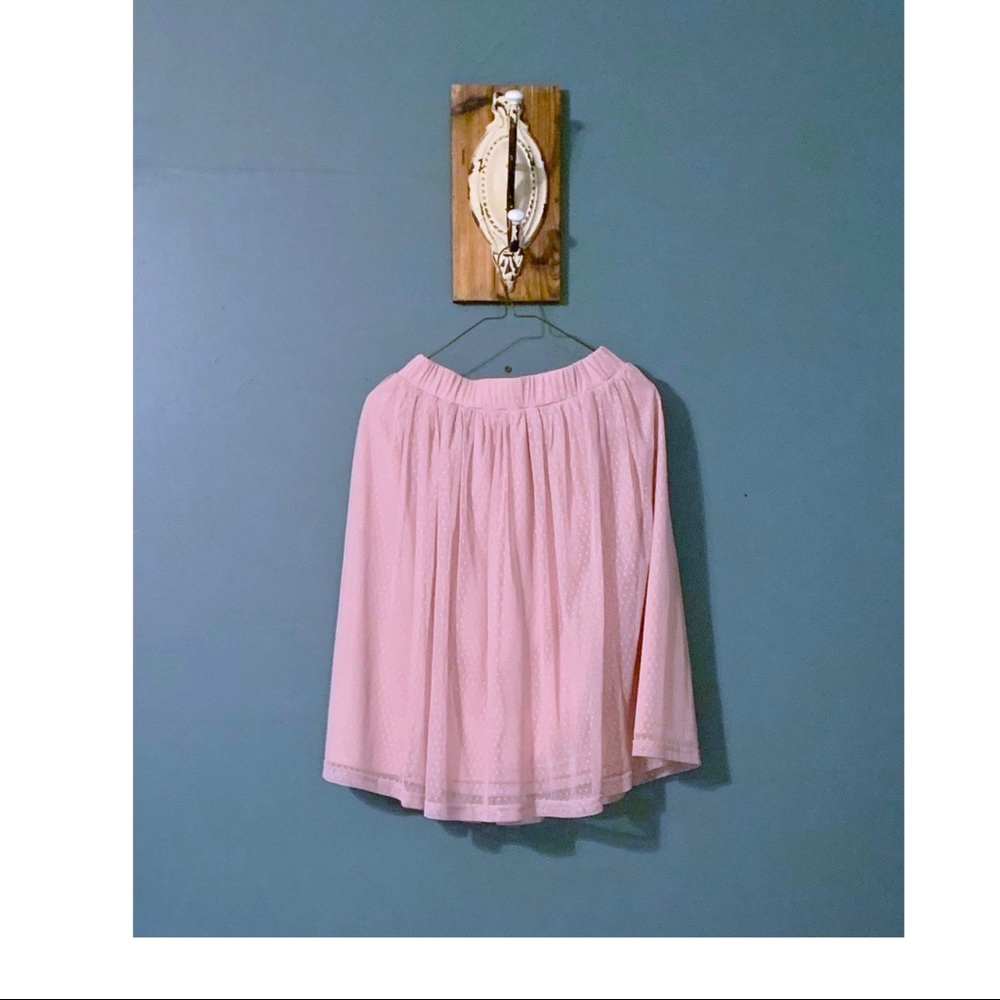 Adorable tulle skirt. Only worn Once!